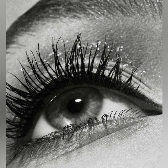 💗FENTY BEAUTY Full Frontal Mascara Black + Flypencil Longwear Eyeliner Black - Picture 9 of 16